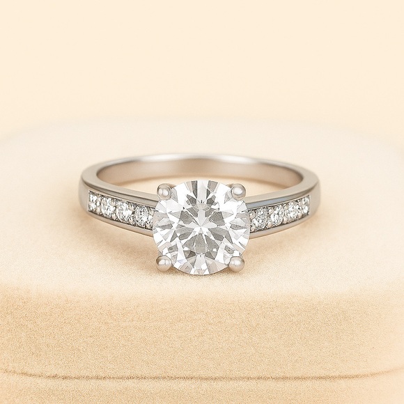 1.5ct D Moissanite, Ruby or Sapphire Ring - Picture 3 of 8